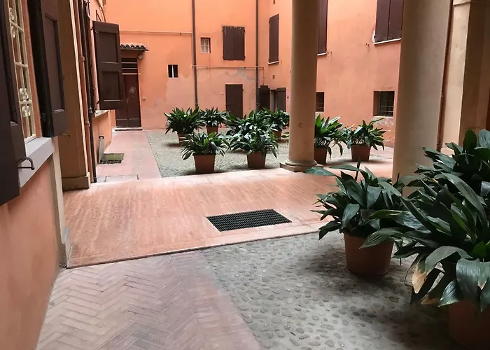 San Carlo House بولونيا