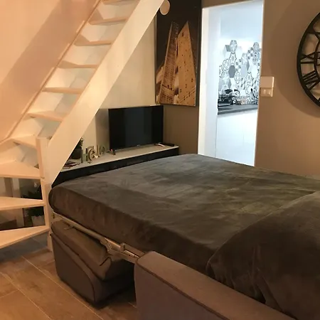Daire San Carlo House